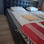 7 Apartmanhaz Apartment Siofok