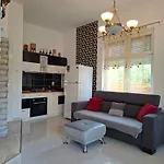 Apartman 7 *