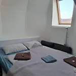 7 Apartmanhaz Apartment *